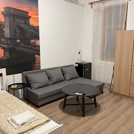 Mano Guesthouse Budapest Bagian luar foto
