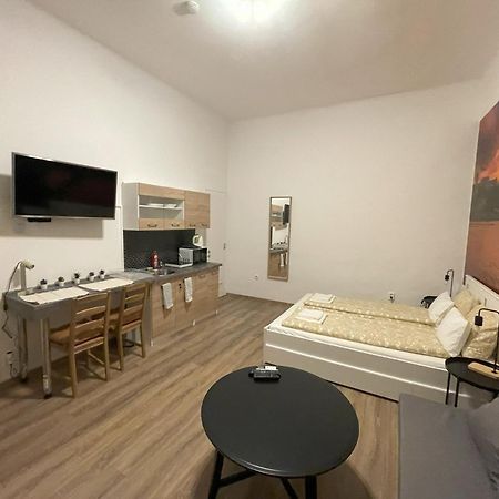 Mano Guesthouse Budapest Bagian luar foto