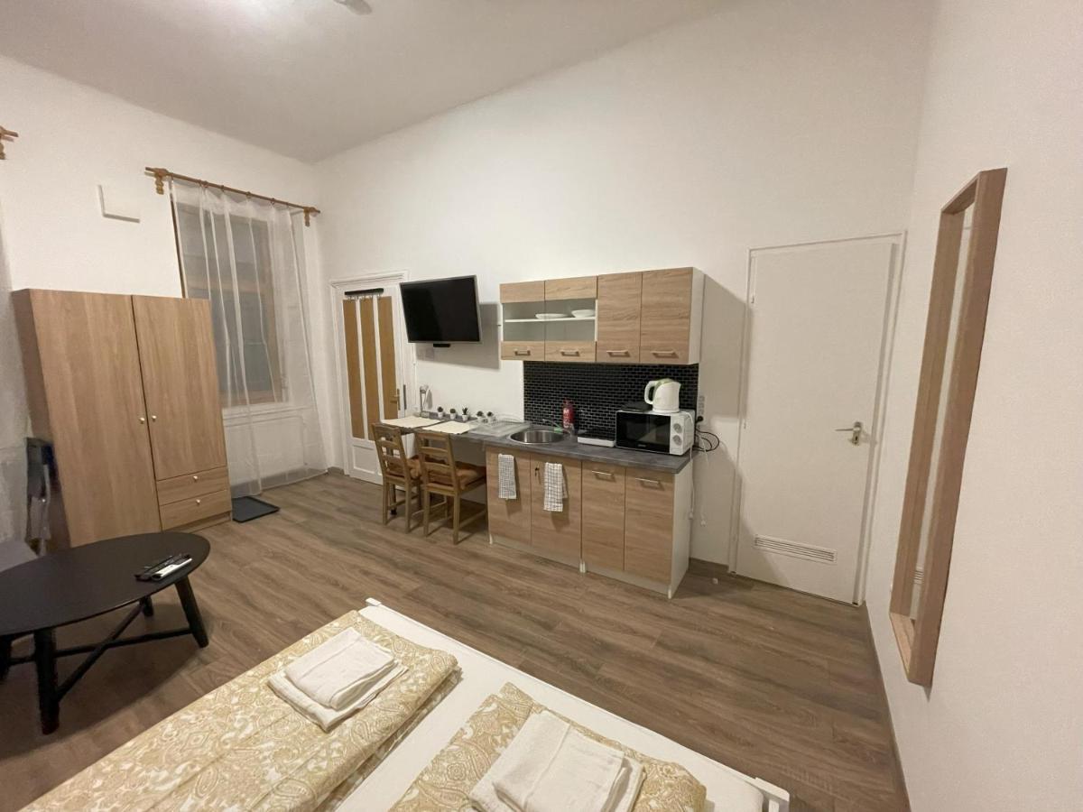 Mano Guesthouse Budapest Bagian luar foto