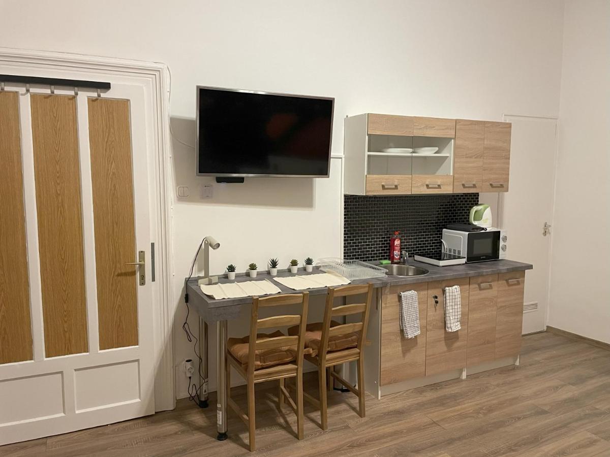 Mano Guesthouse Budapest Bagian luar foto