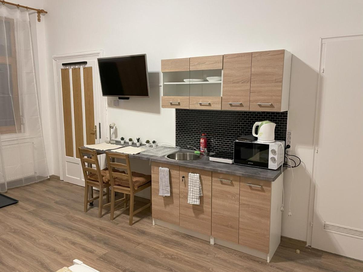 Mano Guesthouse Budapest Bagian luar foto
